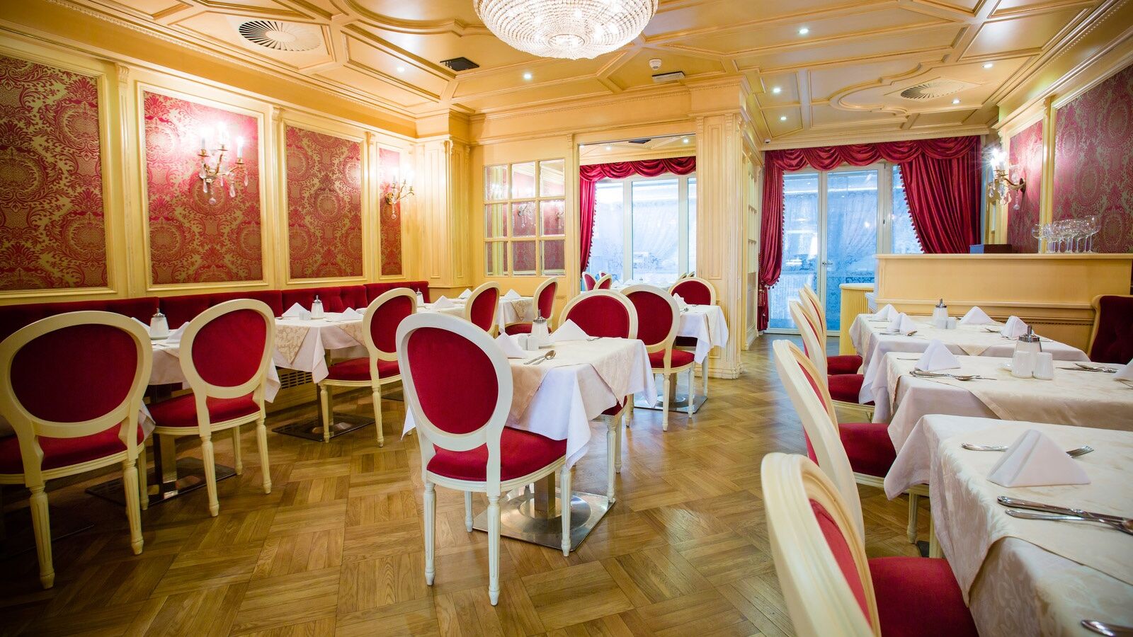 Luxury Family Hotel Royal Palace Prague Kemudahan gambar Restaurant interior